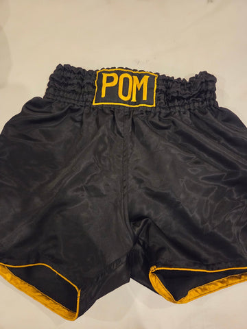 P.O.M Muay Thai Shorts – Schwarz/Gold - P.O.M