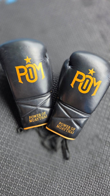 P.O.M Sparring-Set – Echtleder Boxhandschuhe Schwarz/Gold